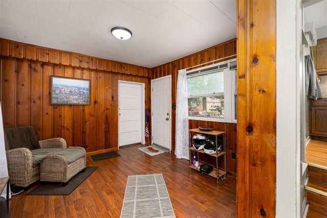 2225 Mclain Avenue, Lincoln Park, MI 48146