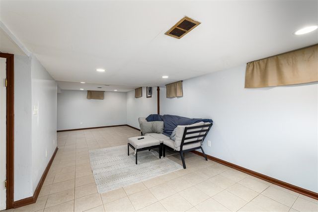 2225 Mclain Avenue, Lincoln Park, MI 48146