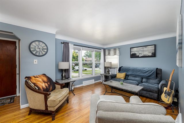 2225 Mclain Avenue, Lincoln Park, MI 48146