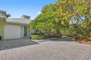 10530 SW 77th Ave 1, Pinecrest, FL 33156