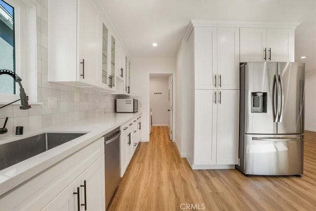 16329 Napa, Los Angeles, CA 91343