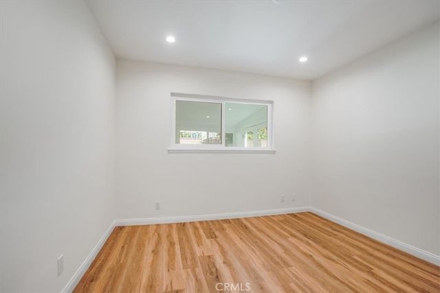 16329 Napa, Los Angeles, CA 91343