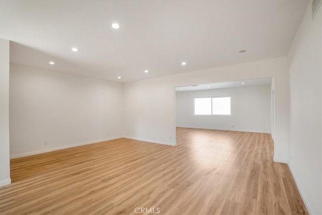 16329 Napa, Los Angeles, CA 91343