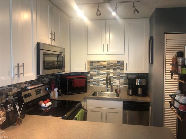 3558 Shore Dr Apt G9, Virginia Beach, VA 23455