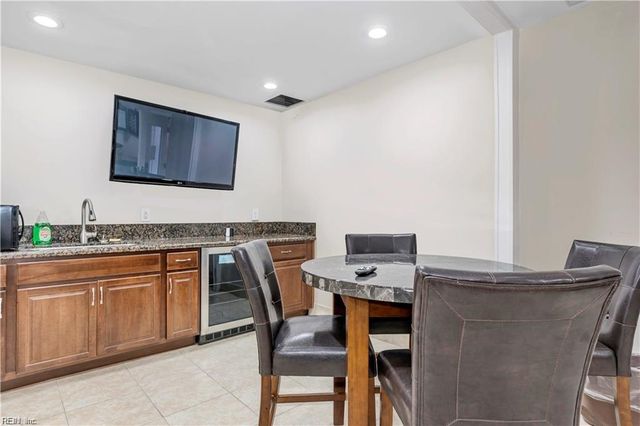 3558 Shore Dr Apt G9, Virginia Beach, VA 23455