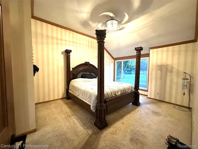 12220 Moceri Drive, Grand Blanc, MI 48439