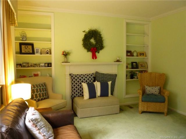 927 Burroughs Road, Fairfield, CT 06825