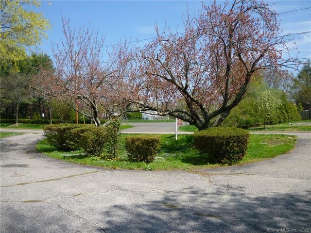 927 Burroughs Road, Fairfield, CT 06825