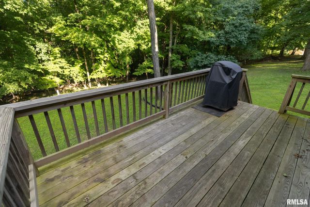 1374 N FORREST Drive, Germantown Hills, IL 61548