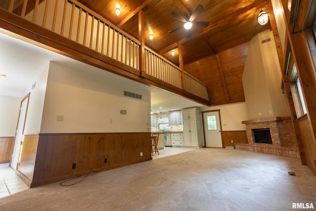 1374 N FORREST Drive, Germantown Hills, IL 61548