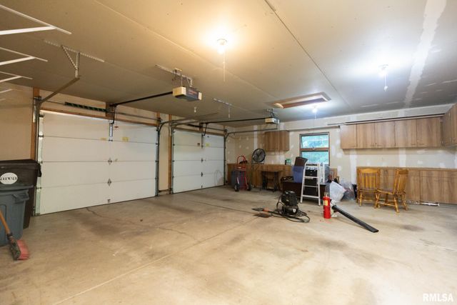 1374 N FORREST Drive, Germantown Hills, IL 61548