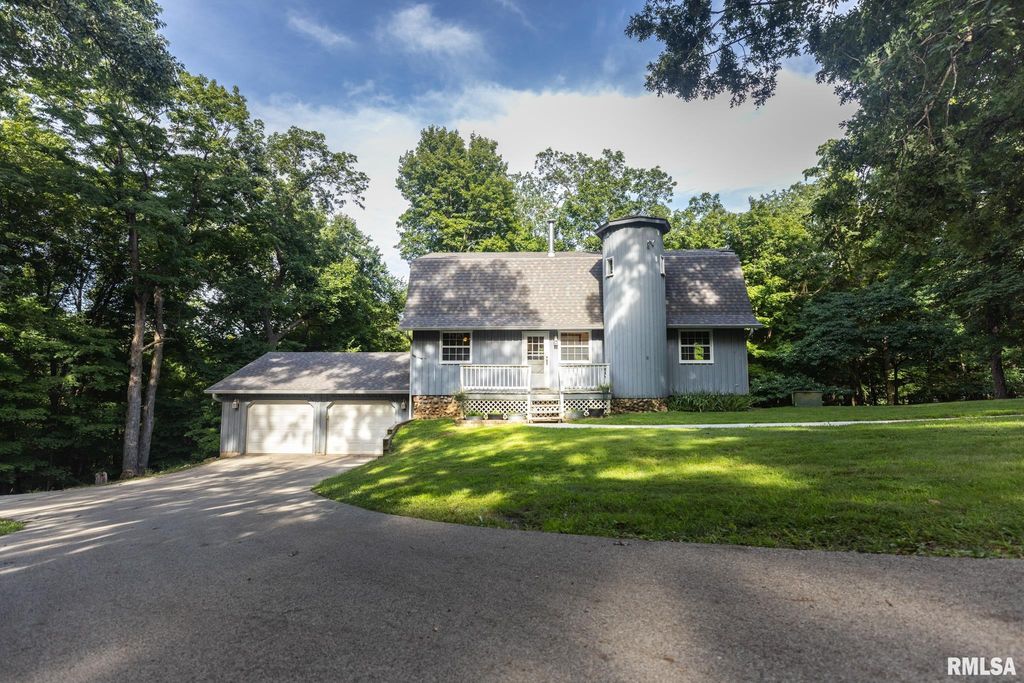 1374 N FORREST Drive, Germantown Hills, IL 61548