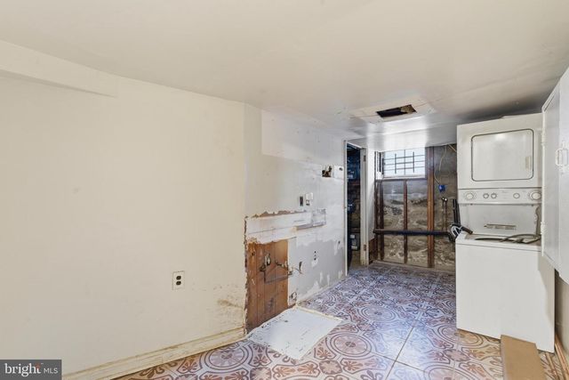 1417 LOMBARD ST, Philadelphia, PA 19146