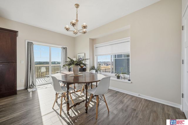 9533 Duckhorn Drive, Lincoln, NE 68526