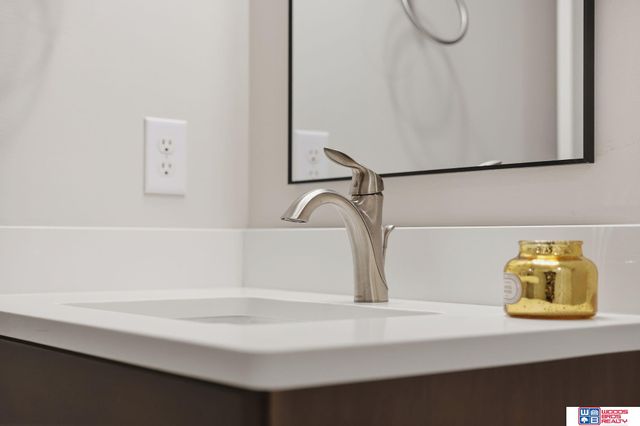 9533 Duckhorn Drive, Lincoln, NE 68526