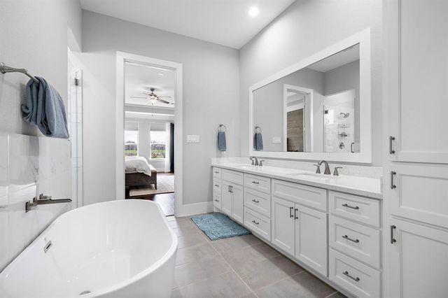 127 Cavalry Trail Drive, Rosharon, TX 77583