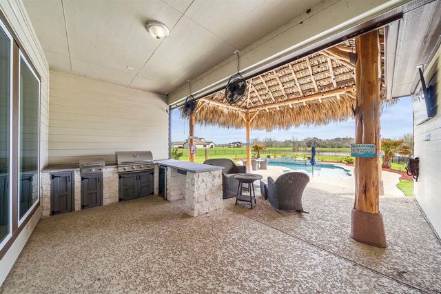127 Cavalry Trail Drive, Rosharon, TX 77583