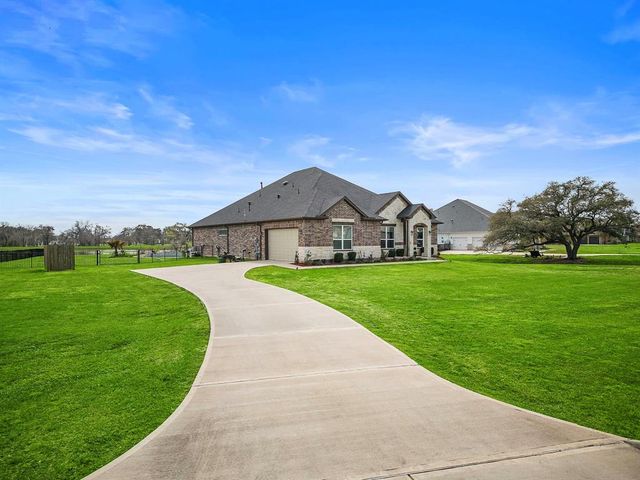 127 Cavalry Trail Drive, Rosharon, TX 77583