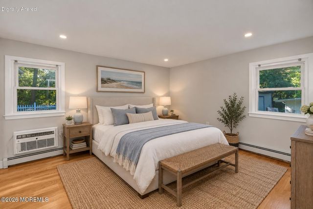 7 Bellflower Court, Toms River, NJ 08755