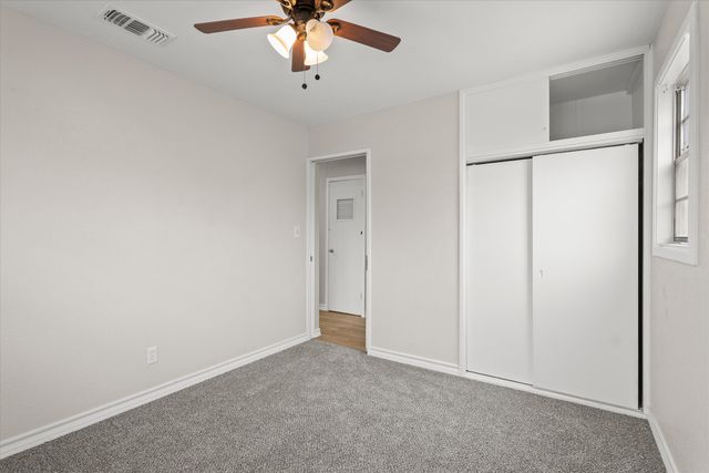 127 Flint Avenue, Levelland, TX 79336