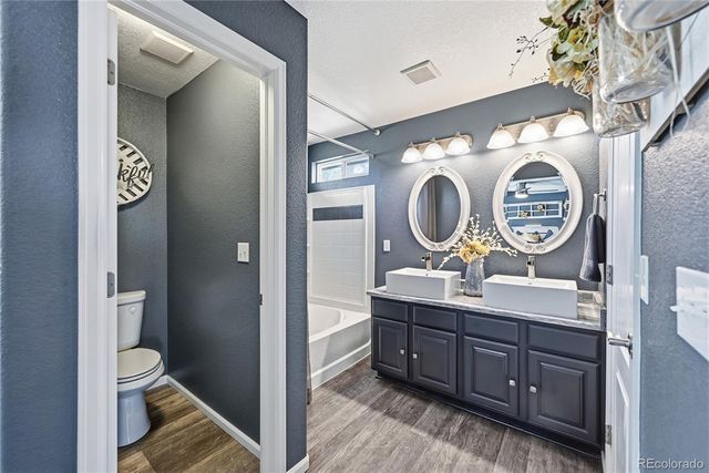 16590 E Hollow Horn Avenue, Parker, CO 80134