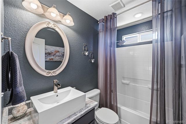 16590 E Hollow Horn Avenue, Parker, CO 80134