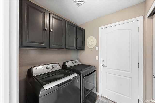 16590 E Hollow Horn Avenue, Parker, CO 80134