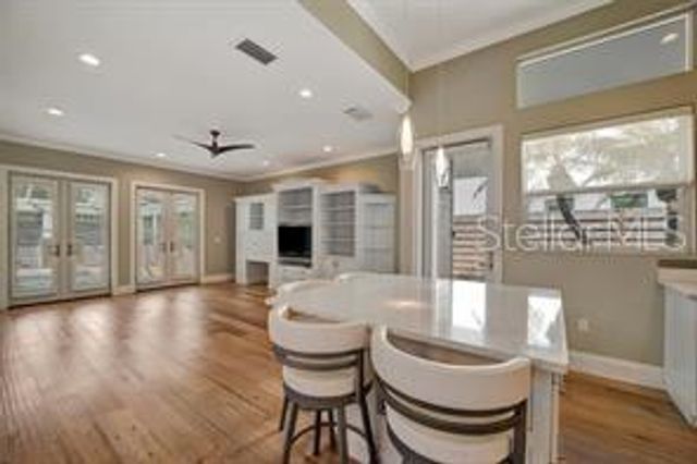 1511 N LAKE SHORE DRIVE, Sarasota, FL 34231