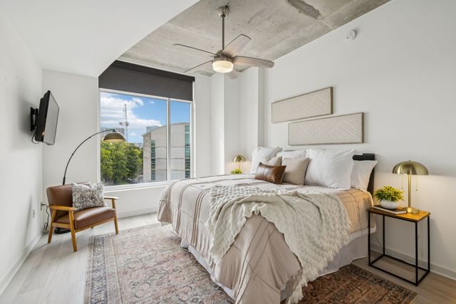 600 12th Ave S Apt 627, Nashville, TN 37203