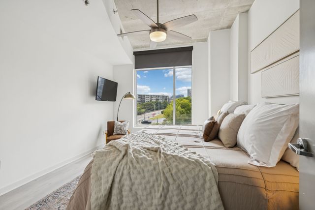 600 12th Ave S Apt 627, Nashville, TN 37203