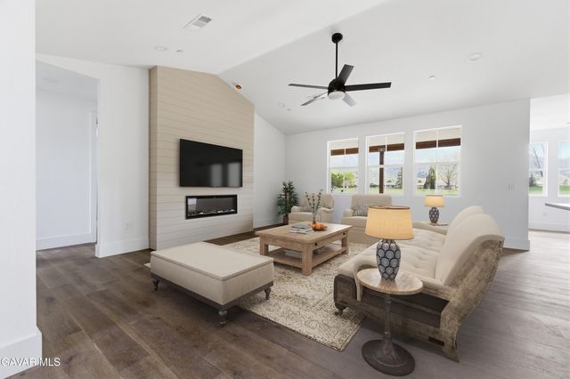 29840 Pinedale Drive, Tehachapi, CA 93561