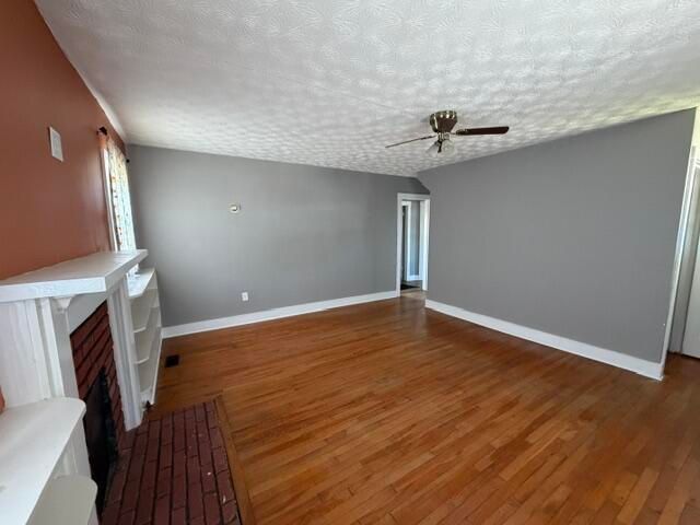 102 Brook Street, Harrodsburg, KY 40330