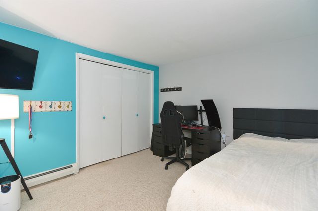 5 Harwich Court, Merrimack, NH 03054