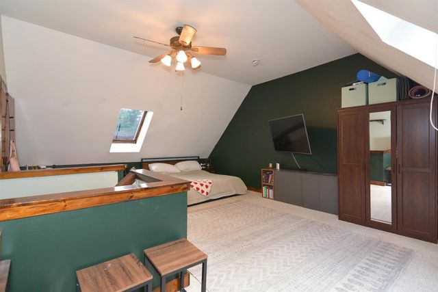 5 Harwich Court, Merrimack, NH 03054