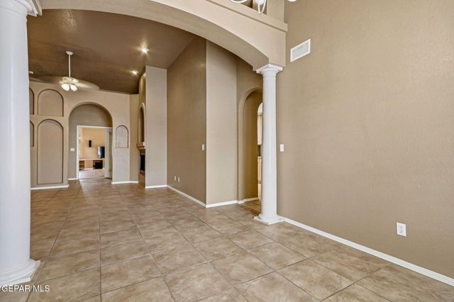 170 CHERRY HILL Lane, Santa Teresa, NM 88008