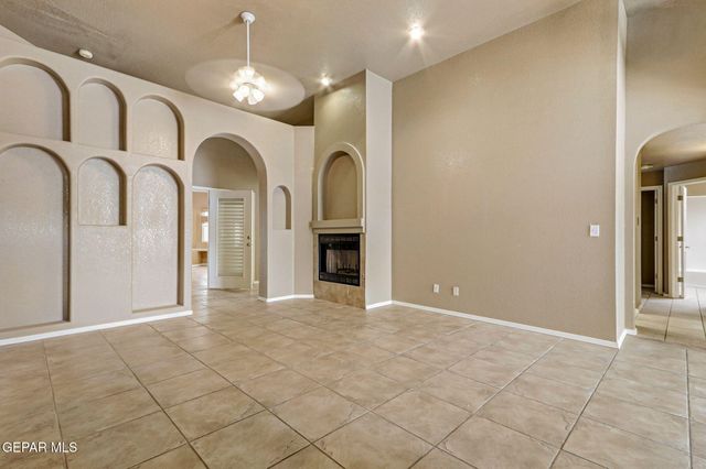 170 CHERRY HILL Lane, Santa Teresa, NM 88008