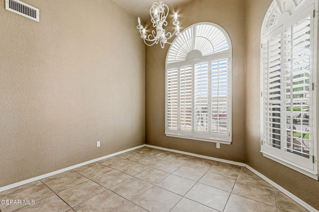 170 CHERRY HILL Lane, Santa Teresa, NM 88008