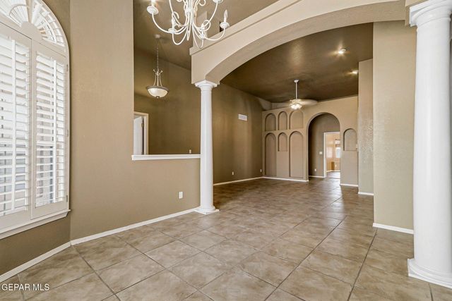 170 CHERRY HILL Lane, Santa Teresa, NM 88008