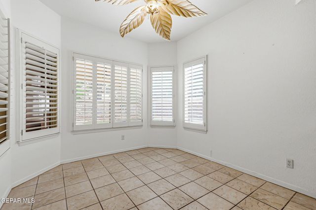 170 CHERRY HILL Lane, Santa Teresa, NM 88008