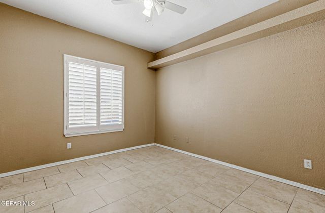 170 CHERRY HILL Lane, Santa Teresa, NM 88008
