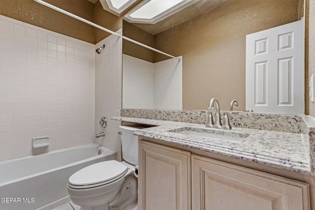 170 CHERRY HILL Lane, Santa Teresa, NM 88008