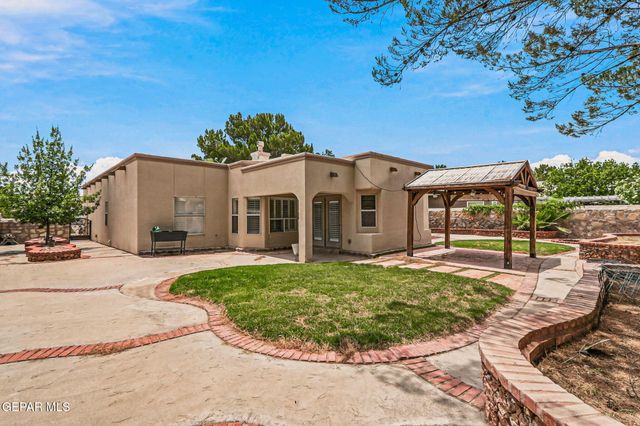 170 CHERRY HILL Lane, Santa Teresa, NM 88008