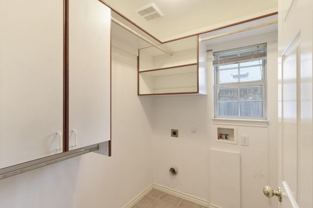 1822 Sharon Drive, Corinth, TX 76210