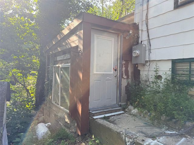 75 Brightwaters Drive, Sound Beach, NY 11789