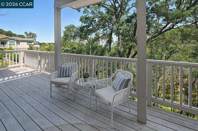 3017 Grey Eagle Dr, Walnut Creek, CA 94595