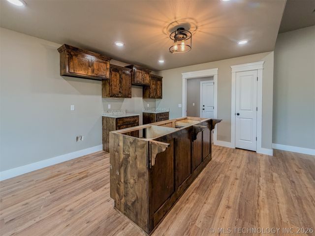 18040 S Vaughn Road, Hulbert, OK 74441