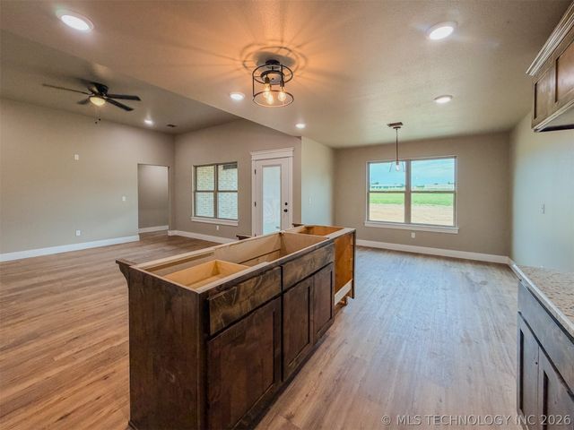 18040 S Vaughn Road, Hulbert, OK 74441