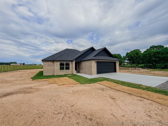 18040 S Vaughn Road, Hulbert, OK 74441