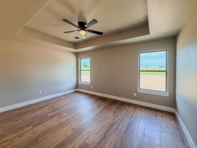 18040 S Vaughn Road, Hulbert, OK 74441