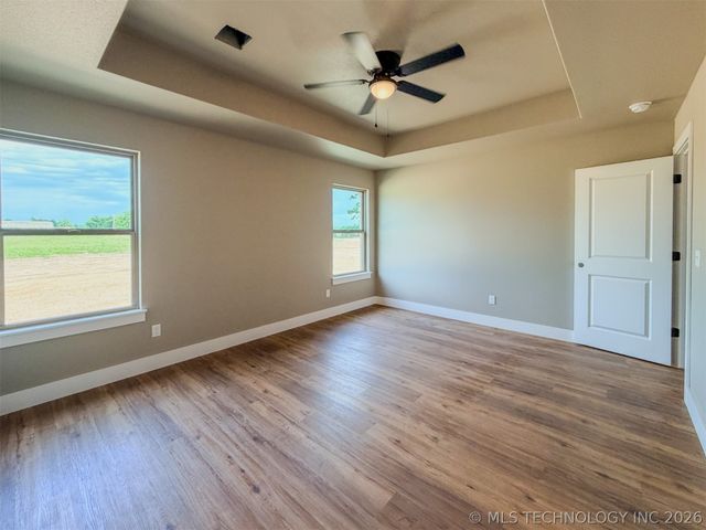 18040 S Vaughn Road, Hulbert, OK 74441